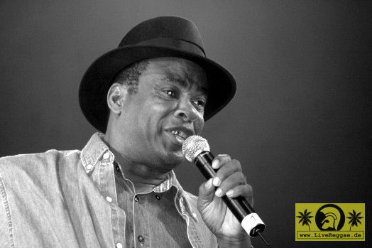 Tappa Zukie (Jam) with The Ruff Cutt Band - Reggae Geel Festival, Belgien 05. August 2006 (7).jpg